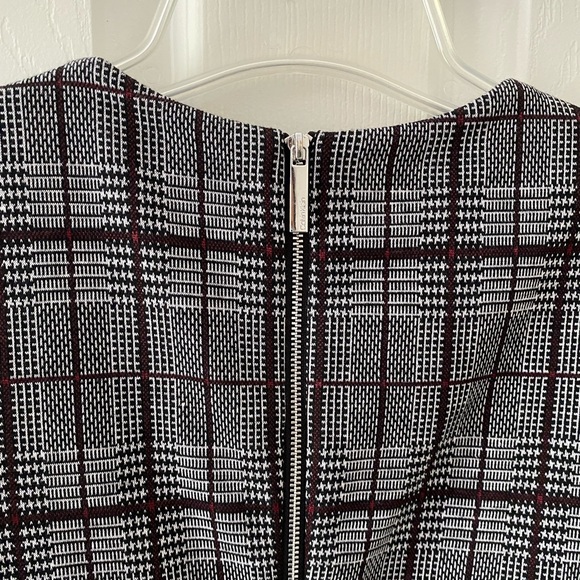 PATTERNED CALVIN KLEIN DRESS - Picture 2 of 5